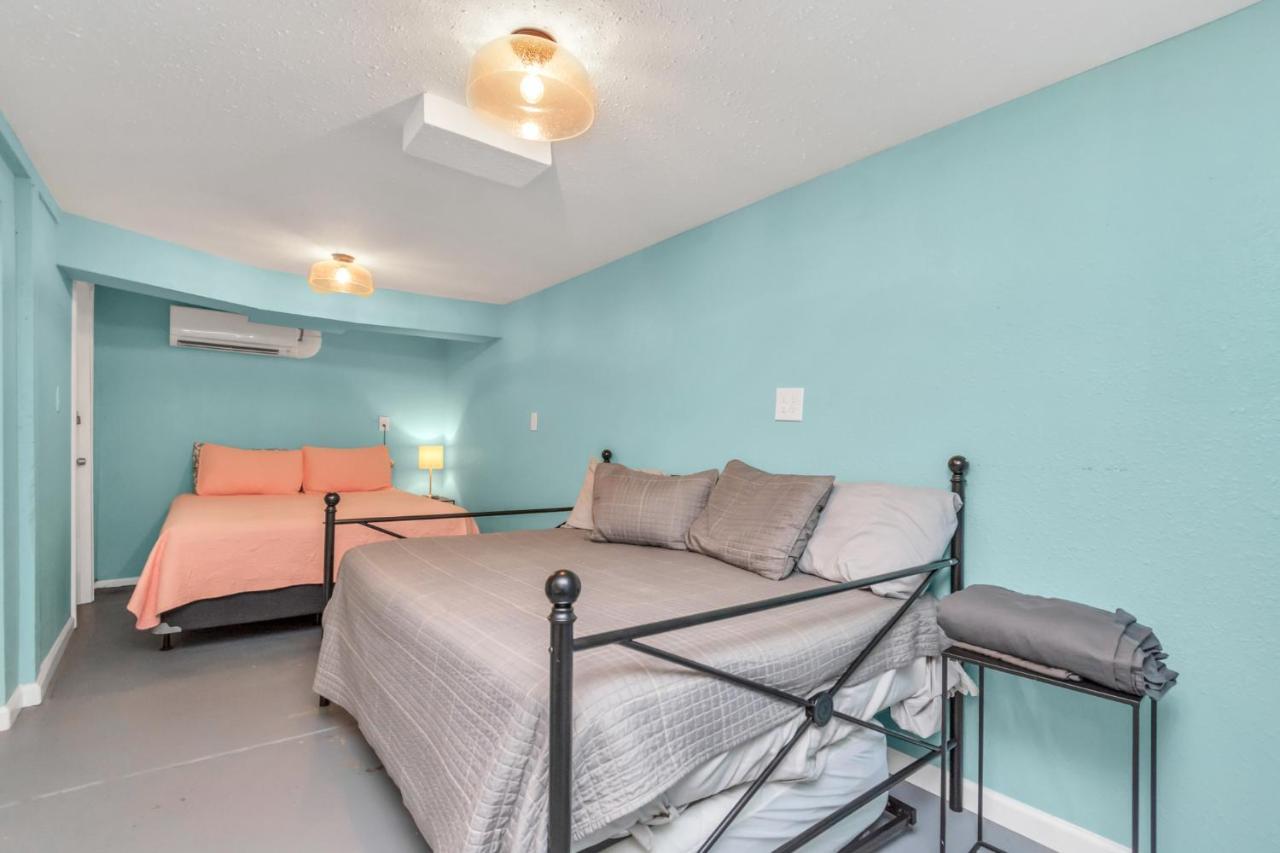 Galveston Studio - Sleeps 7 - Minutes To Beach !! Buitenkant foto